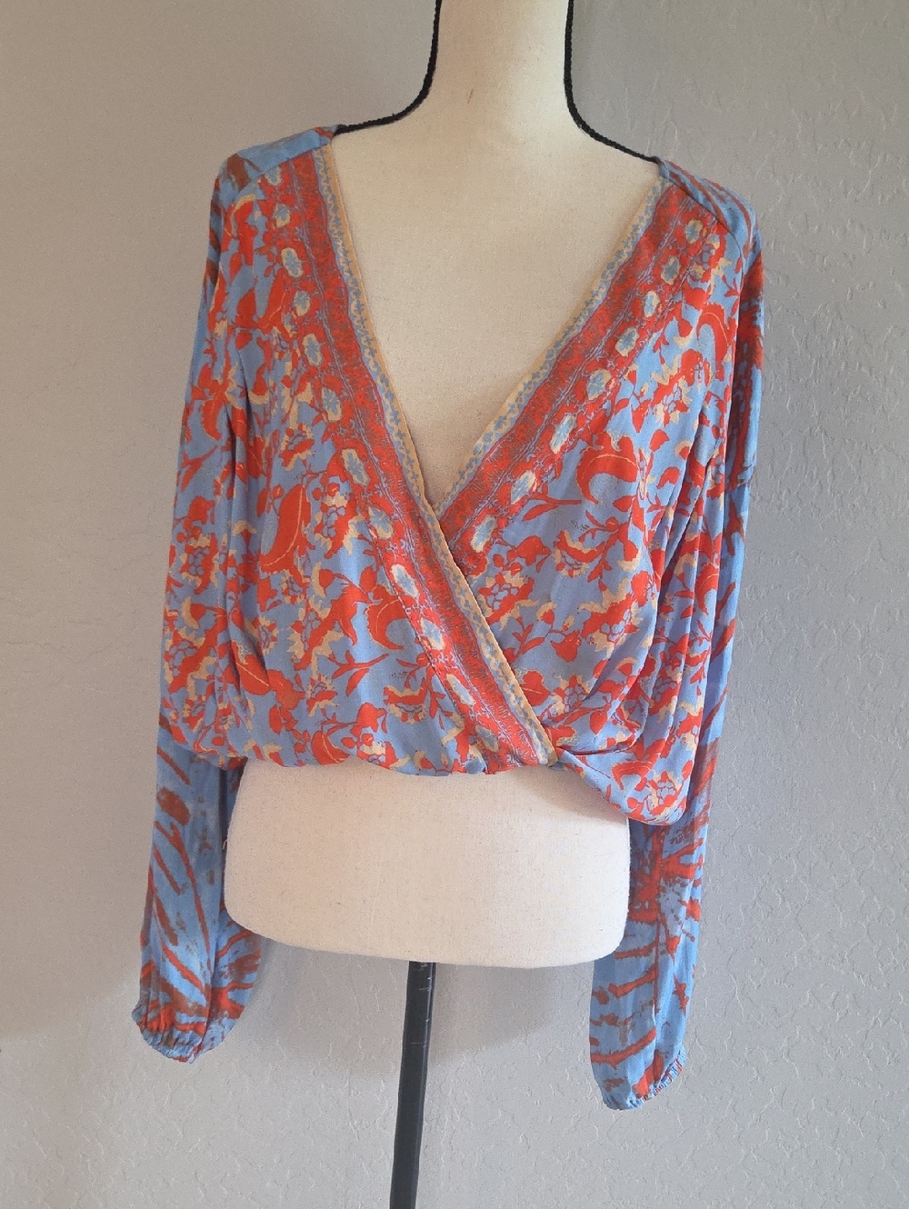 Free People Blue and Coral Floral Wrap Crop Top Size Small NWOT